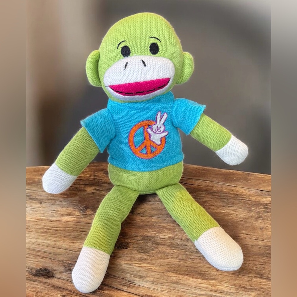 Dan DEE COLLECTORS CHOICE 14.5”GREEN Sock MONKEY Large Plush Peace Sign Rabbit